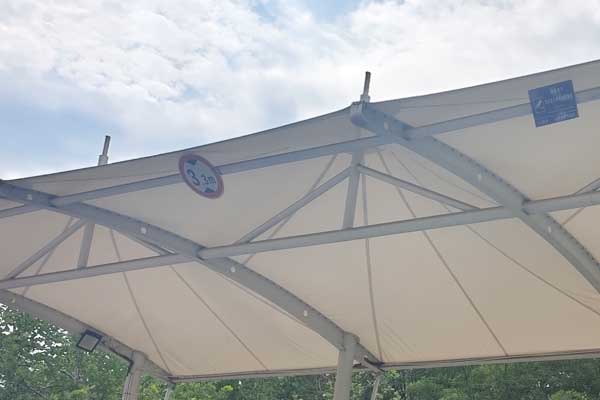 乌鲁木齐车棚膜结构